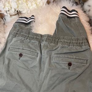 Abercrombie and Fitch men joggers